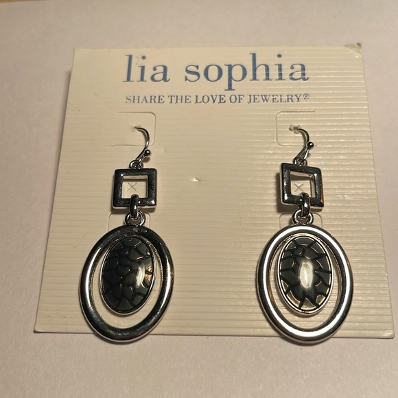 Liz Sophia Silver Tone with Black Oval Dangle Earrings - Picture 1 of 3